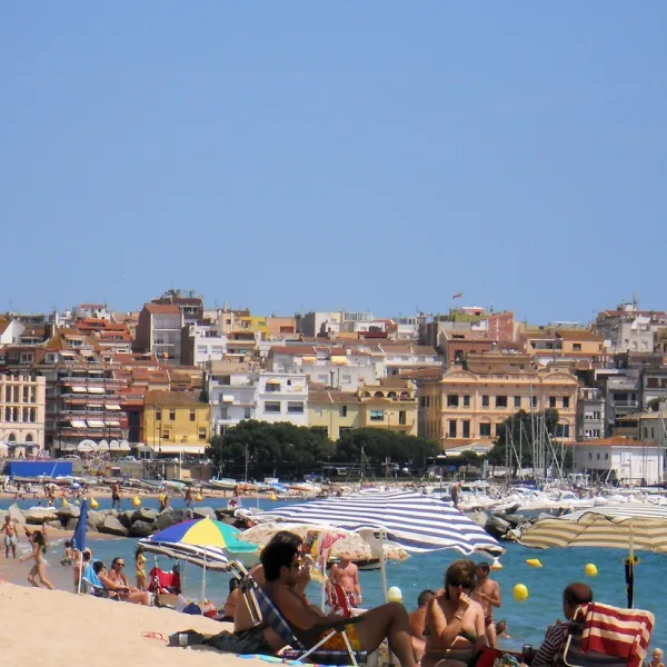 camping-castell-park-palams-mlzox