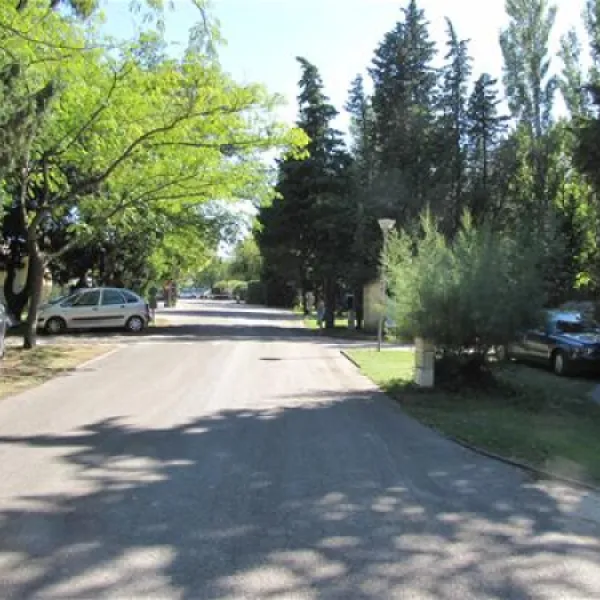vivacamp-la-laune-villeneuve-les-avignon-k43zi