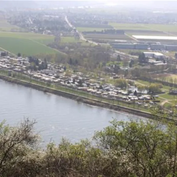 camping-goldene-meile-remagen-j28iq