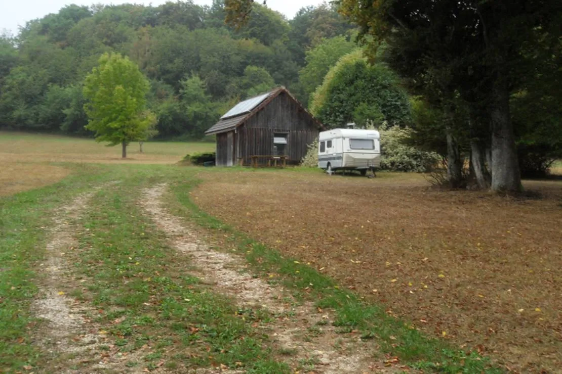 camping-paysan-le-moulin-gourgeon-fjv9b