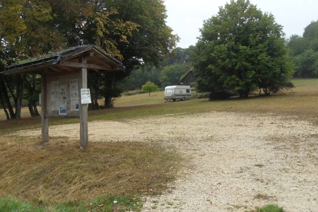 camping-paysan-le-moulin-gourgeon-lwulv