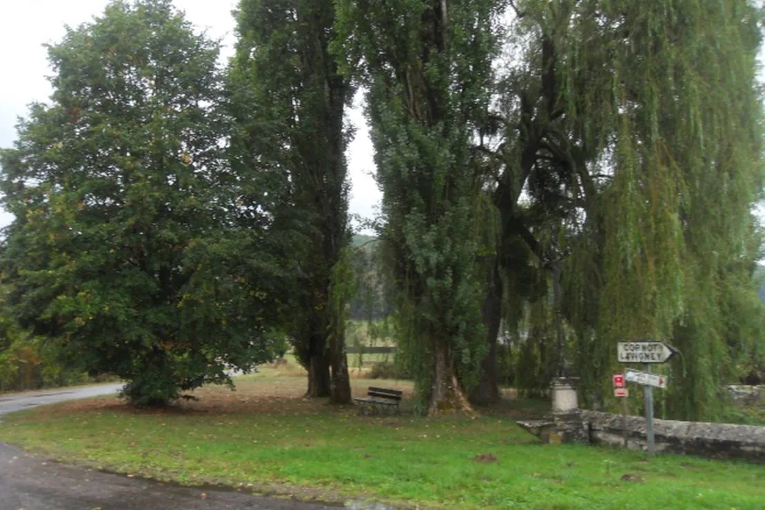 camping-paysan-le-moulin-gourgeon-rnczg