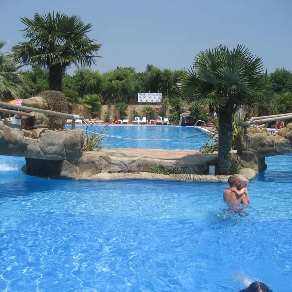 solmar-blanes-yaae7