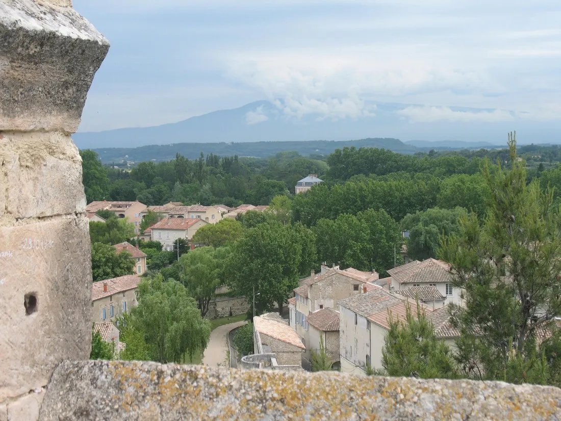 municipal-de-coucourelle-pernes-les-fontaines-vaucluse-6puf9