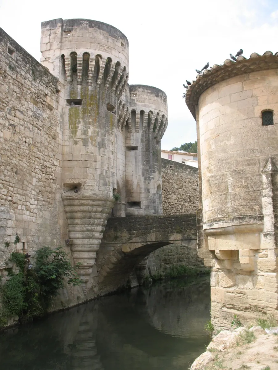 municipal-de-coucourelle-pernes-les-fontaines-vaucluse-tiaf3