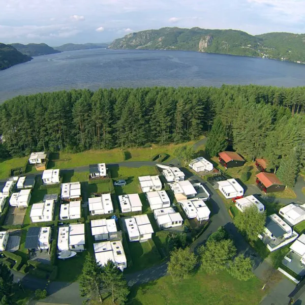 Kvavik Camping A/s
