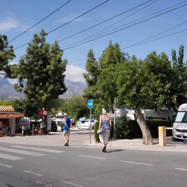 camping-benidorm-benidorm-xqtw1