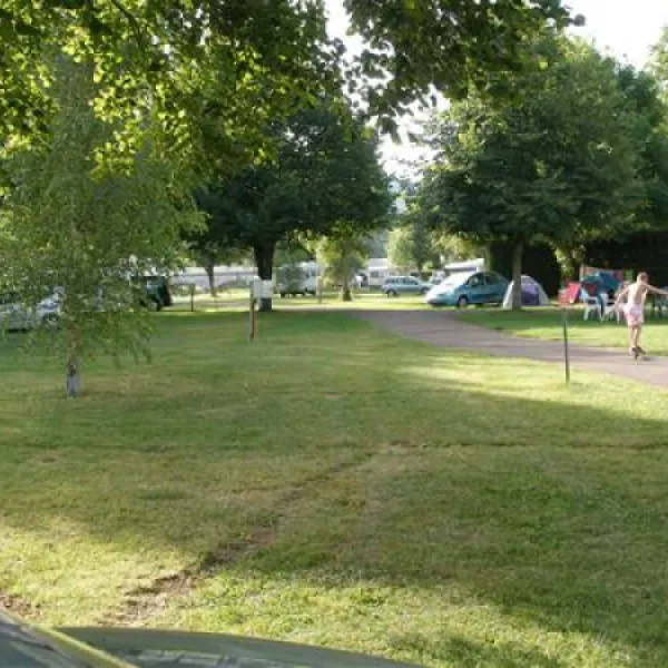 camping-municipal-vouecourt-6t7r6