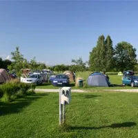vampire-camping-bran-bran-rqgn4