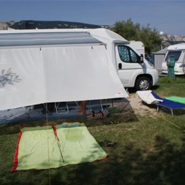 camp-zablace-baska-bzr4p