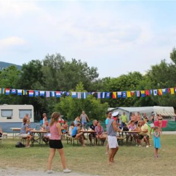 camp-zablace-baska-mjb7q
