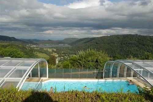 camping-de-serrette-chambon-sur-lac-ryosw