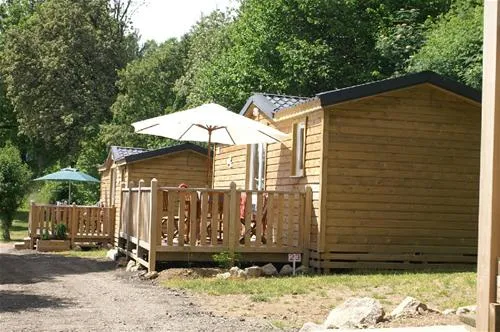 camping-de-serrette-chambon-sur-lac-xsatd