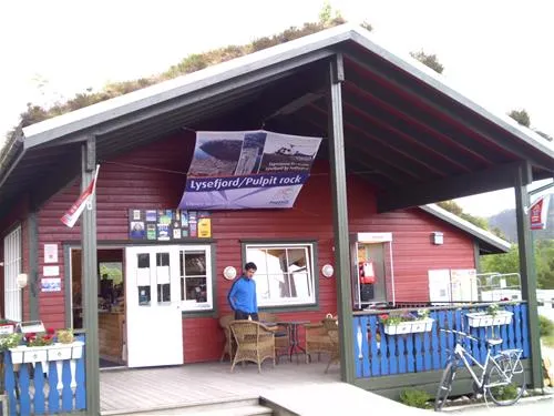 camping-preikestolen-jorpeland-cnb43