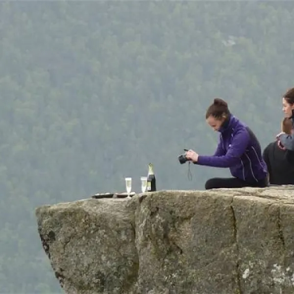 camping-preikestolen-jorpeland-q2svf