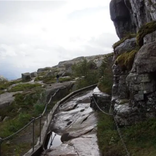 camping-preikestolen-jorpeland-wnskh