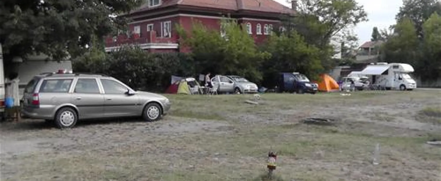 Camping Cosmos