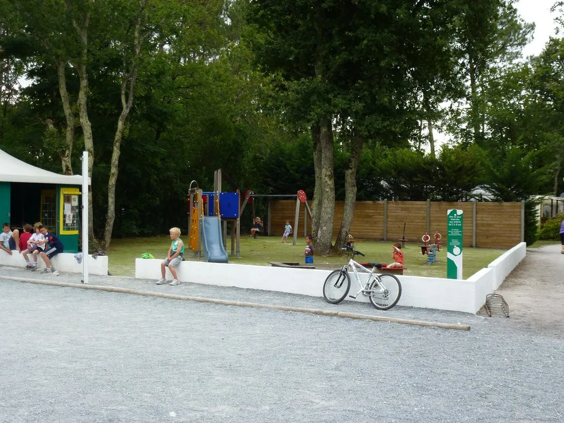 flower-camping-la-canadienne-ares-socpo