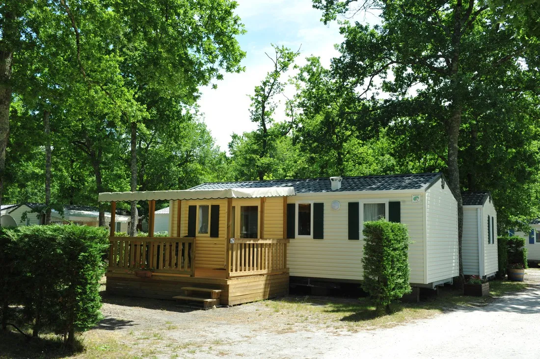 flower-camping-la-canadienne-ares-urbzj