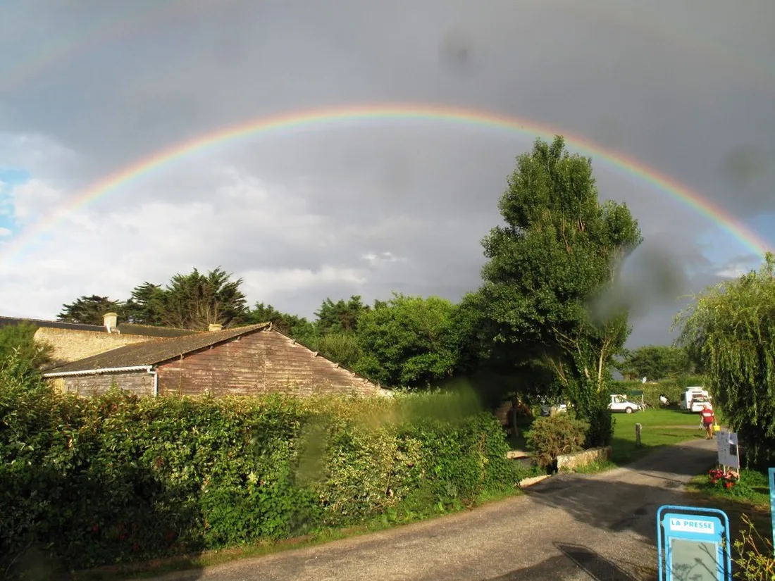 camping-ferme-du-bord-de-mer-gatteville-phare-kg4ux