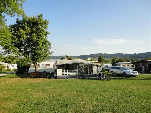 camping-bergesruh-eckental-illhof-l6e3b