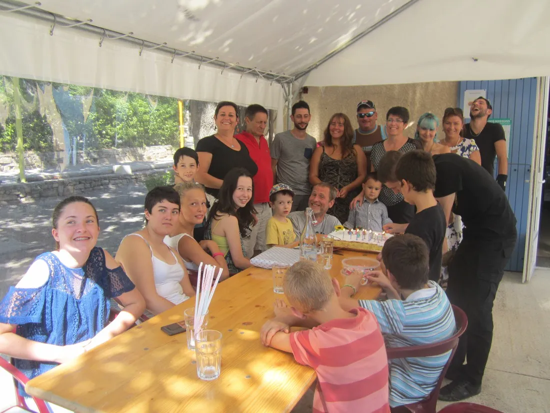 camping-les-chnes-ardche-kaorq
