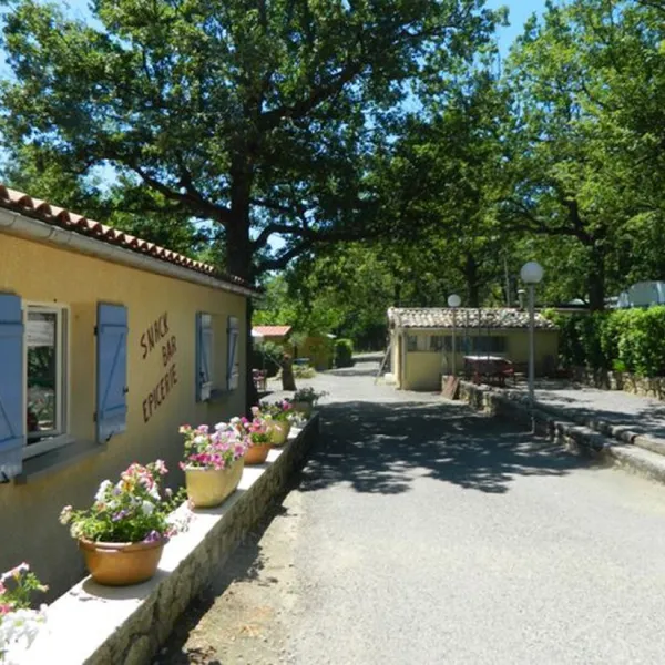 camping-les-chnes-ardche-rvk59