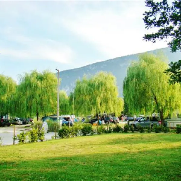 camp-lijak-empas-zm6yh