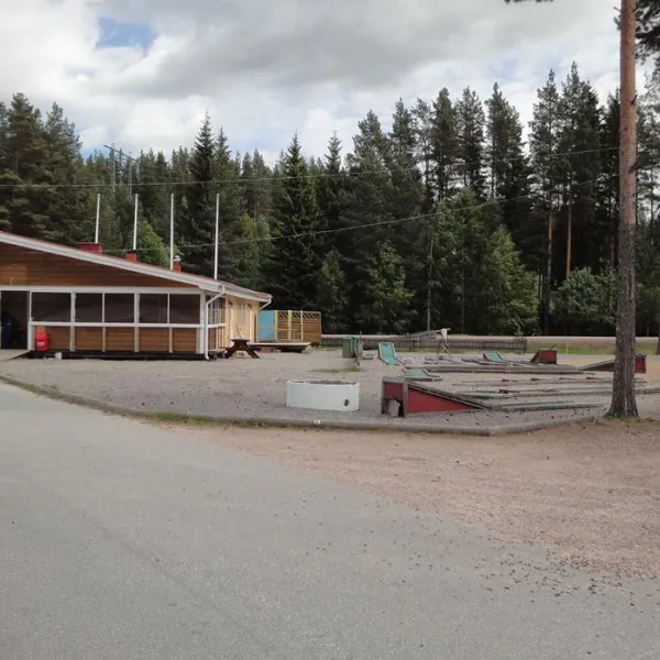 hennans-camping-ramsj-uaqmu