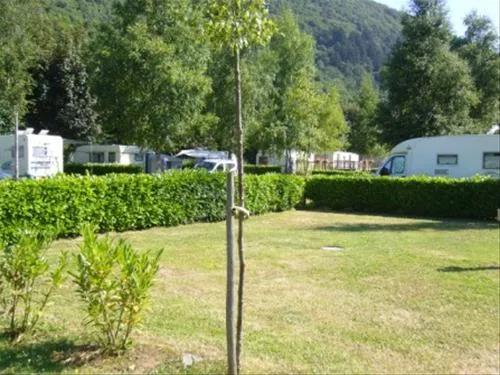 camping-municipal-les-bateaux-revin-7oj8j
