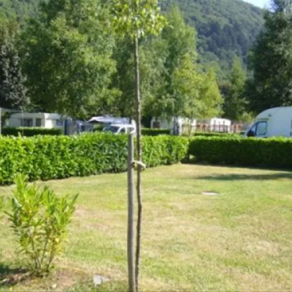 camping-municipal-les-bateaux-revin-7oj8j
