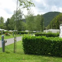 camping-municipal-les-bateaux-revin-qiqjn
