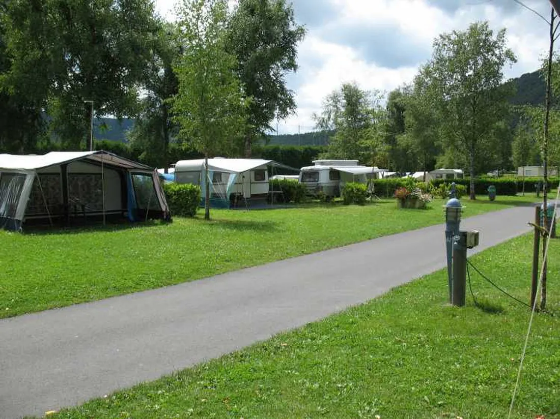 camping-municipal-les-bateaux-revin-zdlq1