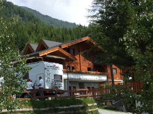 camping-village-yolki-palki-bognanco-rzczt
