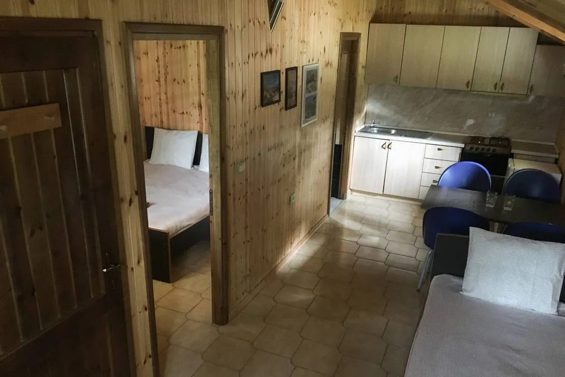 airflow-camping-dukat-a0zkx