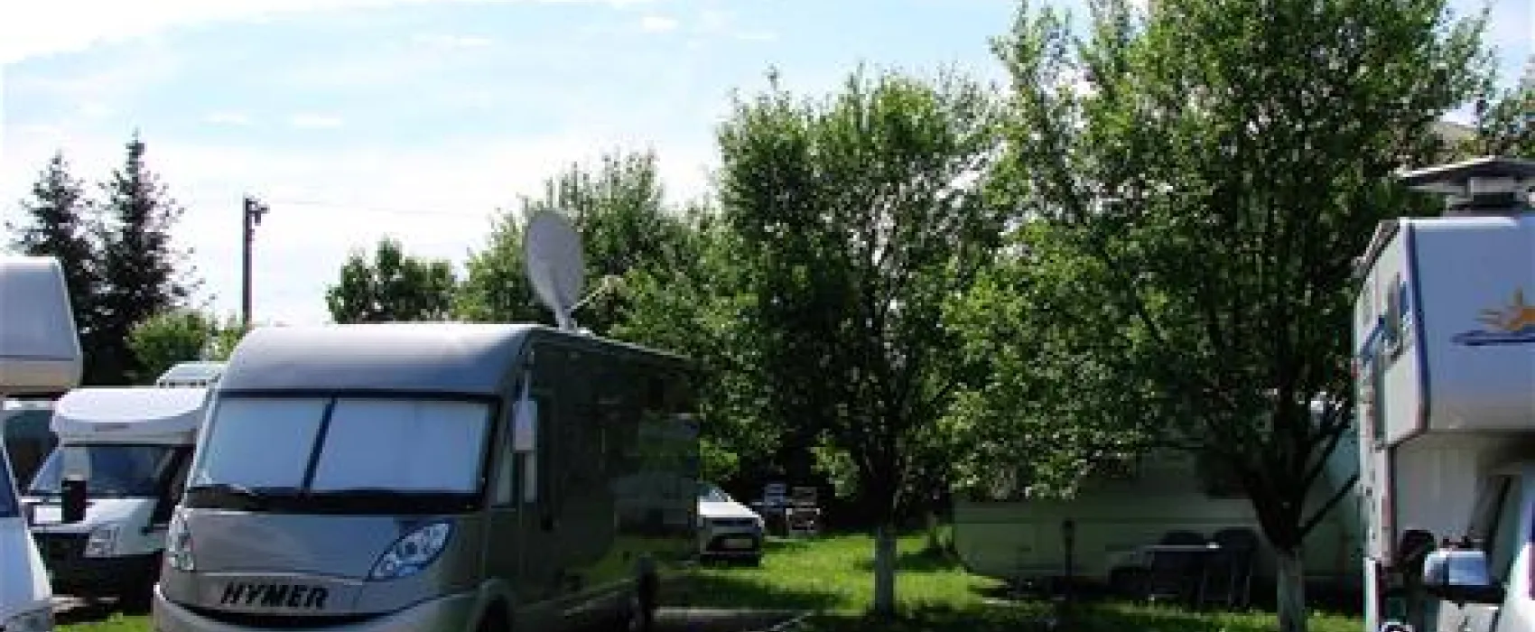 Camping Iza