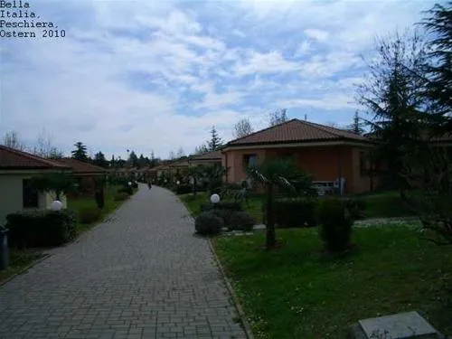camping-bella-italia-peschiera-del-garda-d7xfy