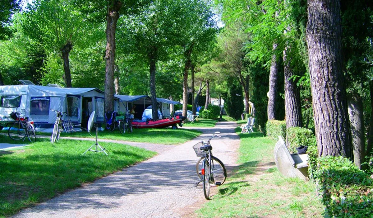 camping-bella-italia-peschiera-del-garda-gnlhs