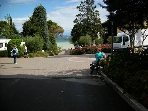 camping-bella-italia-peschiera-del-garda-jfu8t