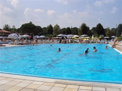 camping-bella-italia-peschiera-del-garda-l8qhy