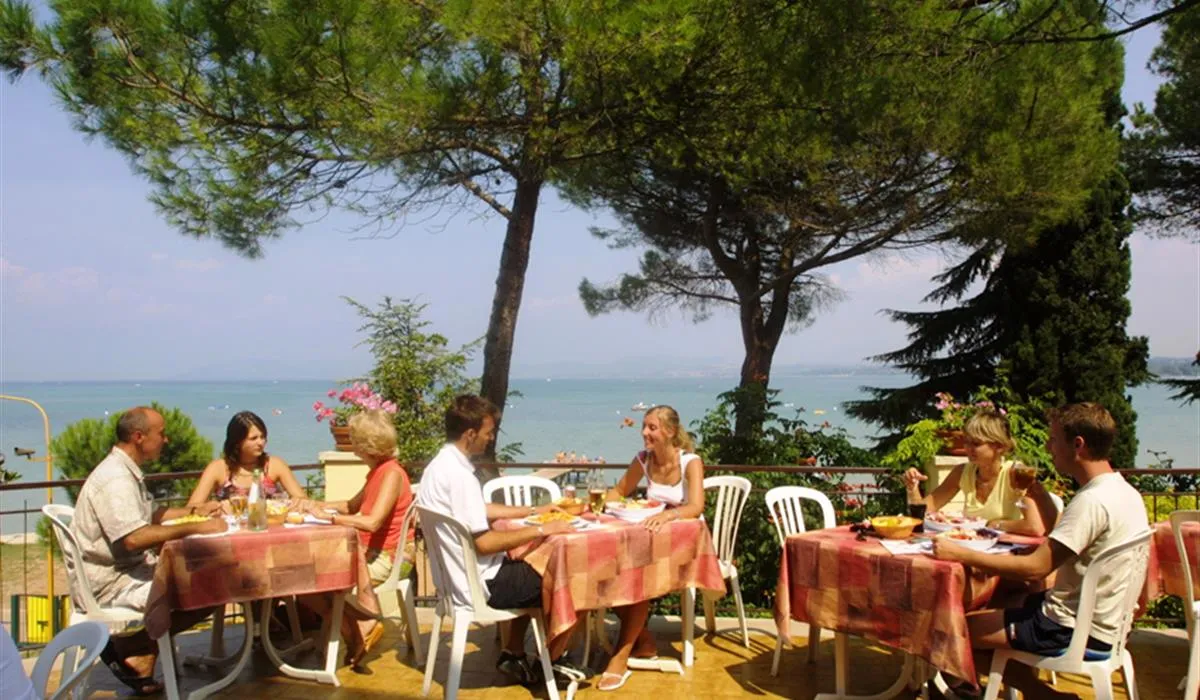 camping-bella-italia-peschiera-del-garda-nymb5