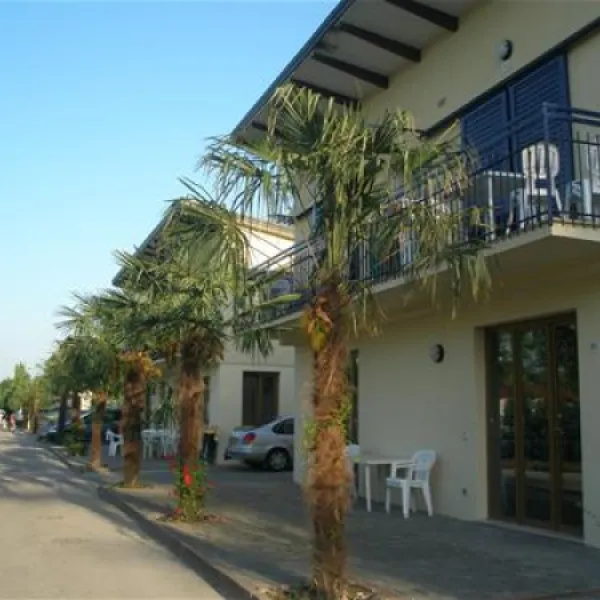camping-bella-italia-peschiera-del-garda-qdeqj