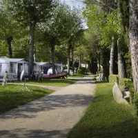 camping-bella-italia-peschiera-del-garda-rdlkj