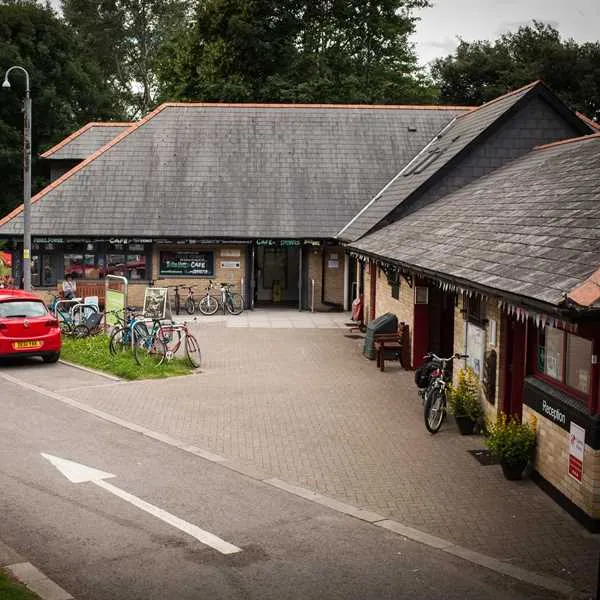 cardiff-caravan-park-pontcanna-cardiff-jddzn
