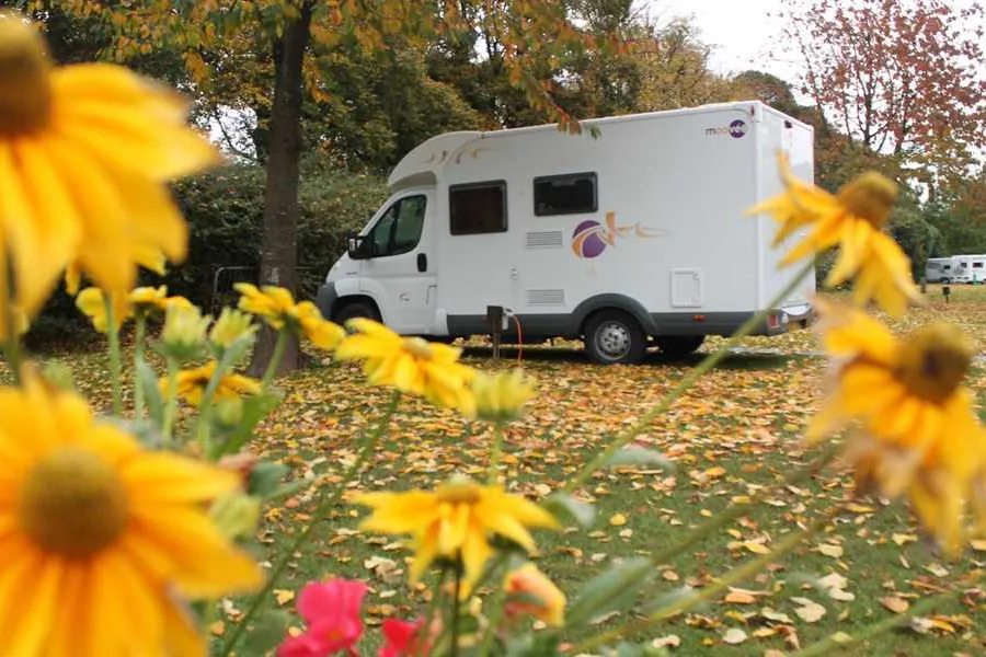 cardiff-caravan-park-pontcanna-cardiff-met5h