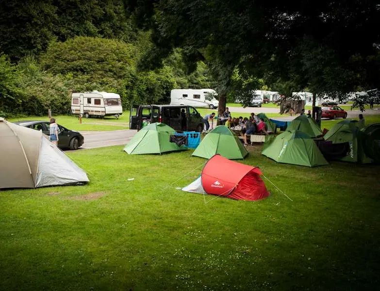 cardiff-caravan-park-pontcanna-cardiff-qil28