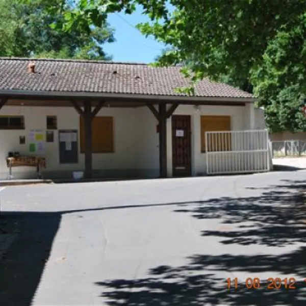 camping-gaston-marchand-st-jean-de-la-ruelle-mf1x6