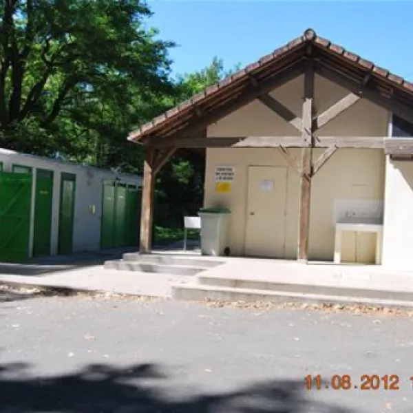camping-gaston-marchand-st-jean-de-la-ruelle-r5ygw