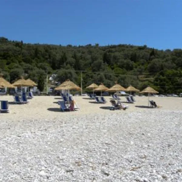 camping-livadh-himare-6btol