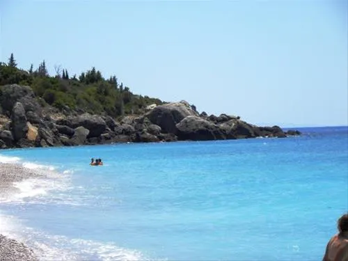 camping-livadh-himare-fgopw